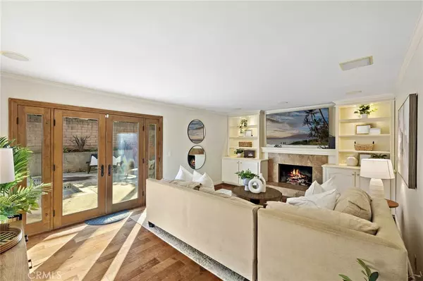 Huntington Beach, CA 92647,8292 Darsy