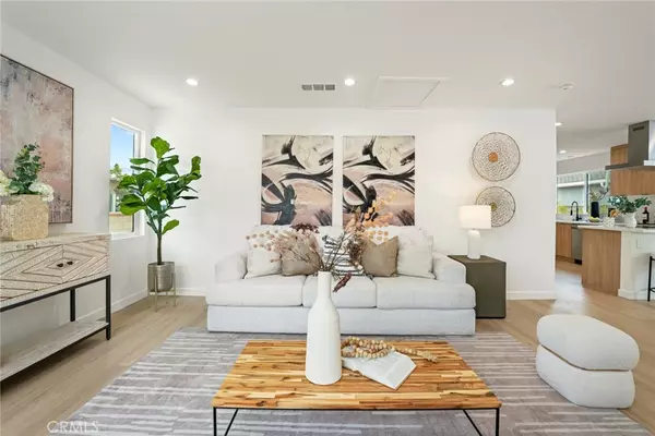 Los Angeles, CA 90043,5308 S Victoria