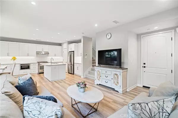 135 Messenger, Irvine, CA 92618