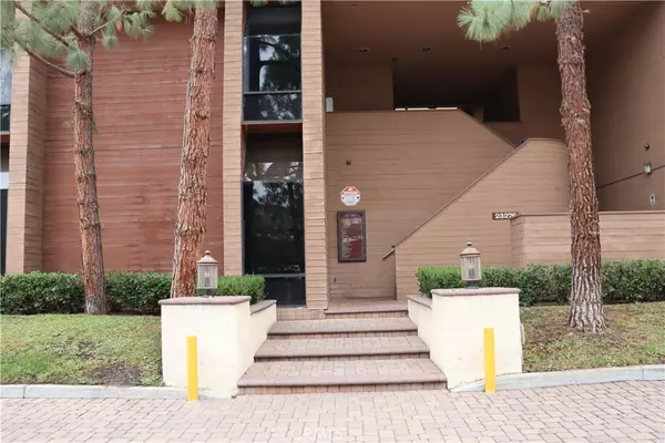 Laguna Hills, CA 92653,23276 S Pointe DR #201