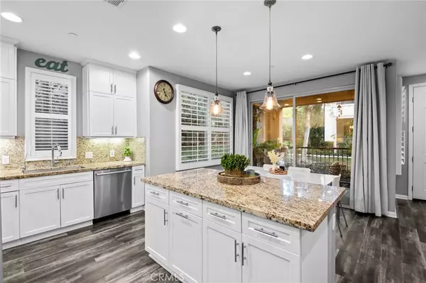 Irvine, CA 92618,88 Capricorn