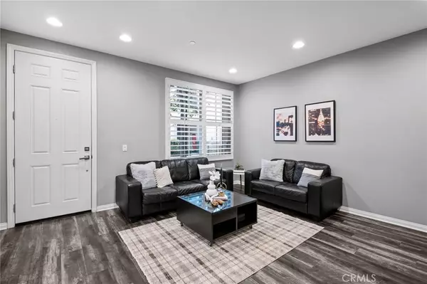 Irvine, CA 92618,88 Capricorn