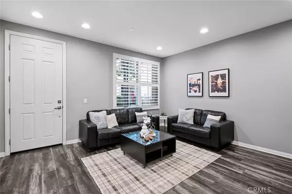 Irvine, CA 92618,88 Capricorn