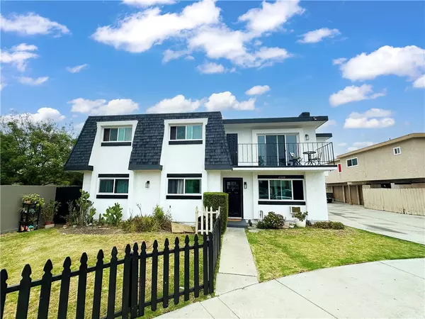 Huntington Beach, CA 92647,17372 Dairyview