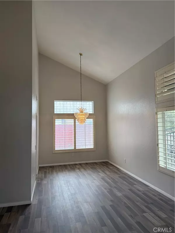 Corona, CA 92879,1310 Parsley