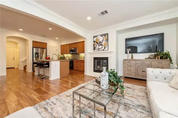 Irvine, CA 92620,70 Great Lawn