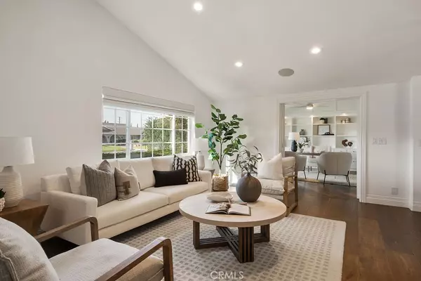 Villa Park, CA 92861,10262 Old Lamplighter LN