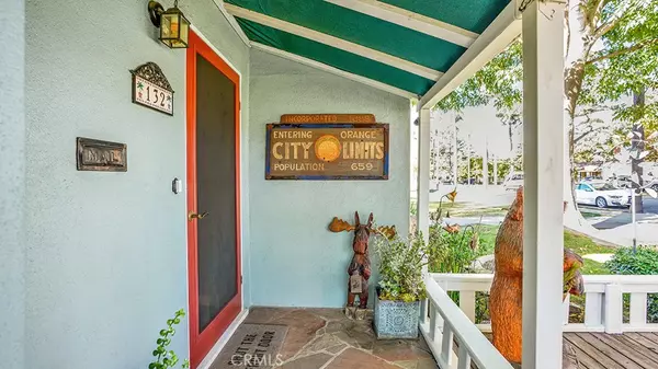 Orange, CA 92868,132 N Jewell