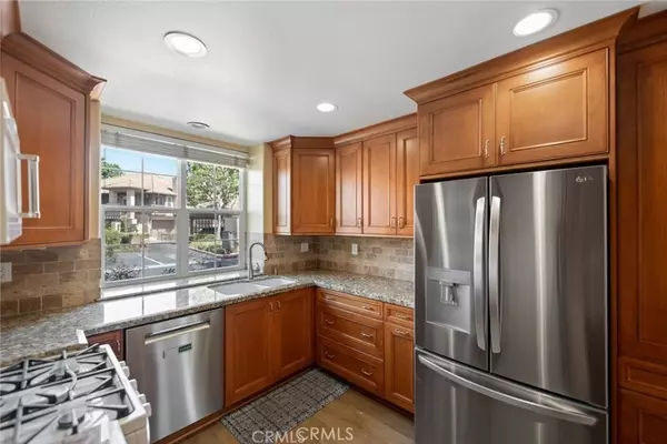 Tustin, CA 92782,13410 Savanna