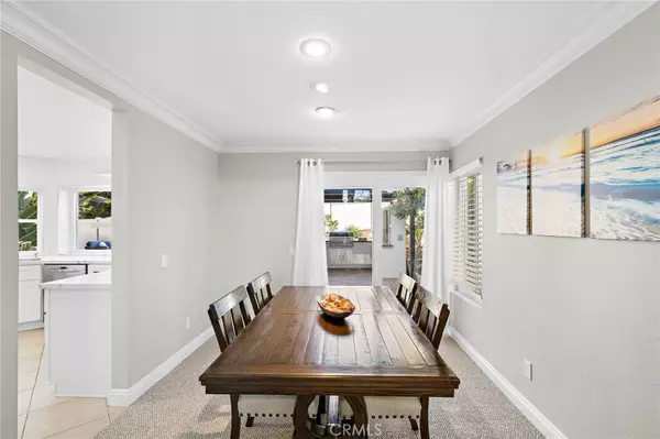 Vista, CA 92081,2042 Redwood