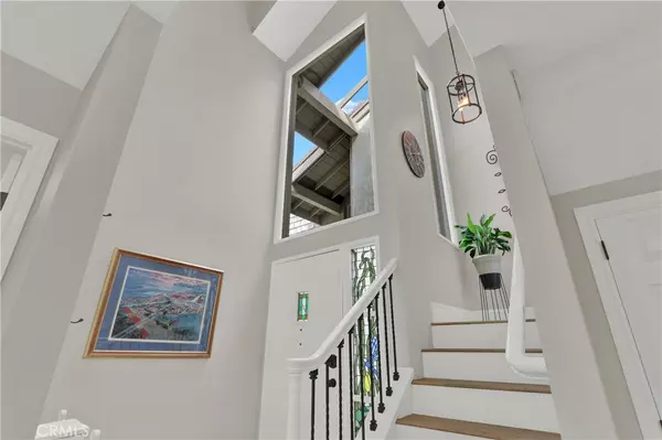 Dana Point, CA 92624,27112 Mill Pond W #2