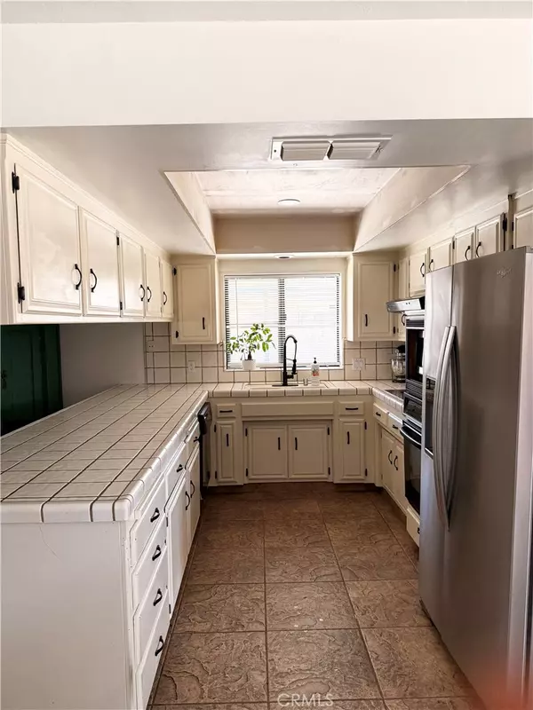 Bakersfield, CA 93308,7200 Darrin