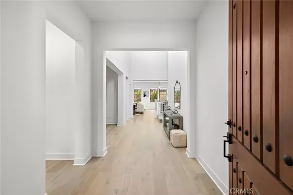 Irvine, CA 92602,215 Sutters Mill