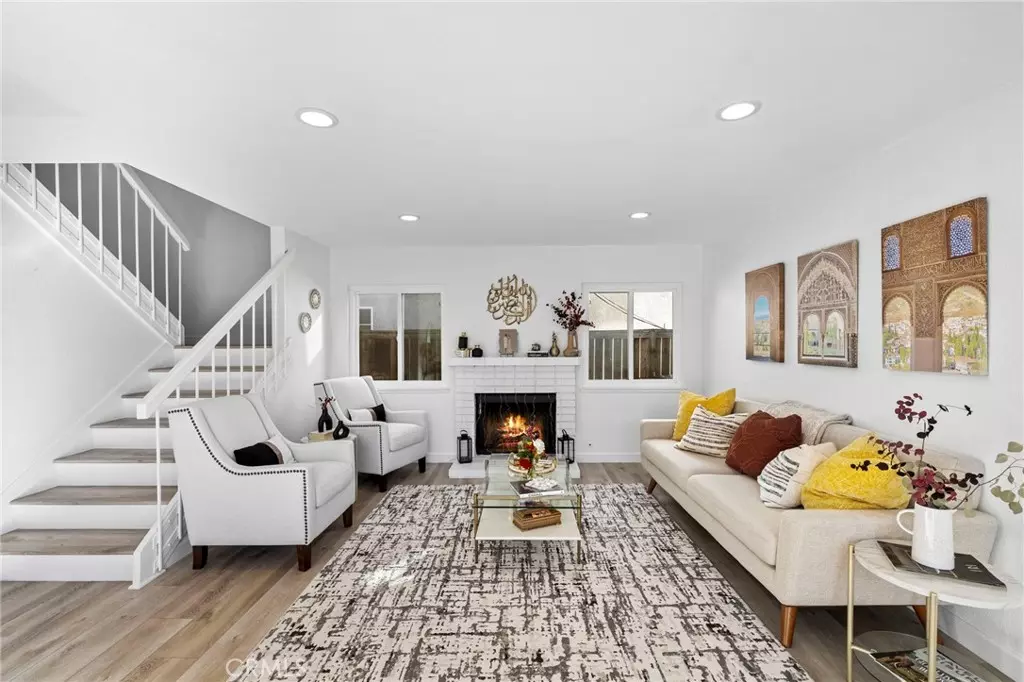 Mission Viejo, CA 92692,28481 La Noche