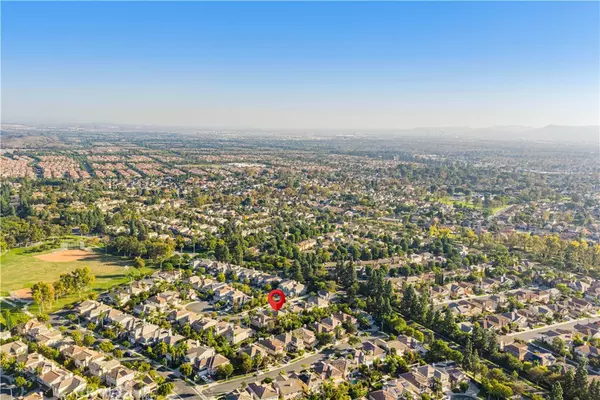 Irvine, CA 92620,32 Silveroak