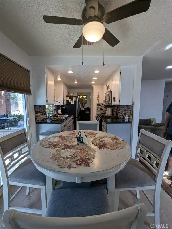 Fontana, CA 92336,7852 Grace AVE