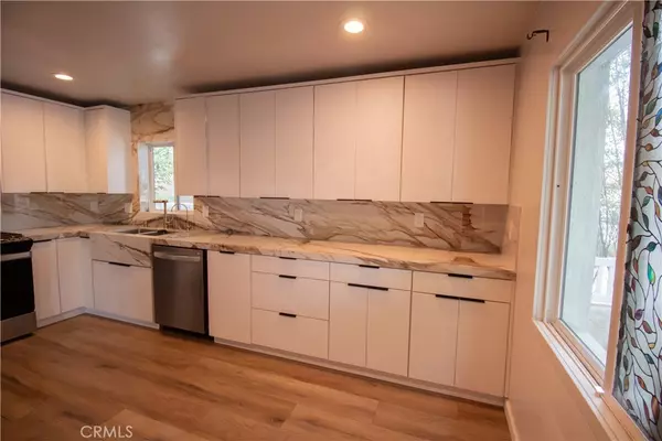 Redondo Beach, CA 90277,124 S Prospect