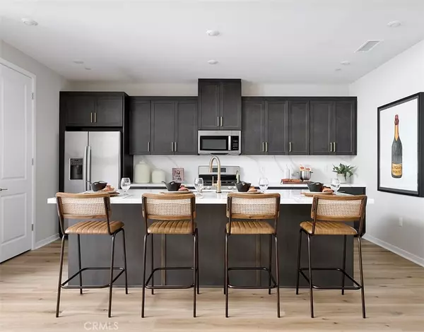 Canyon Country, CA 91350,18216 Aerie WAY