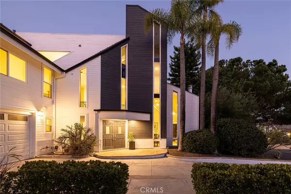 25901 Nellie Gail, Laguna Hills, CA 92653