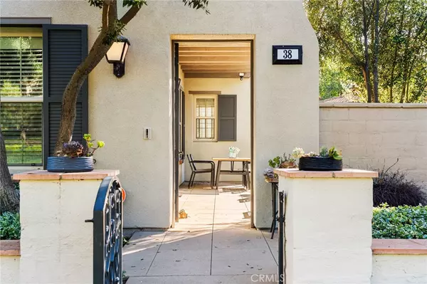 Irvine, CA 92618,38 Upperbend