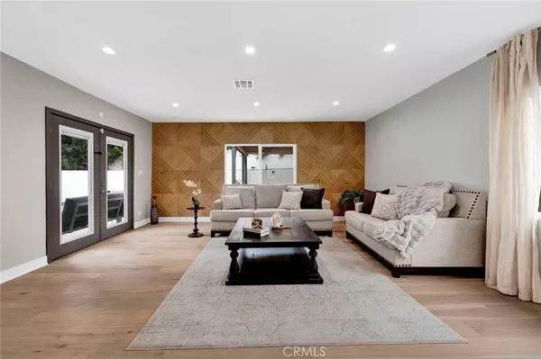 Encino, CA 91316,4912 Alonzo AVE