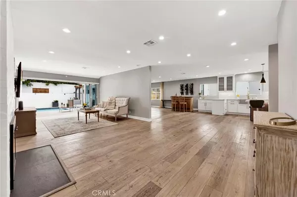 Encino, CA 91316,4912 Alonzo AVE