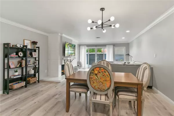 Santa Ana, CA 92705,1404 N Tustin #E2