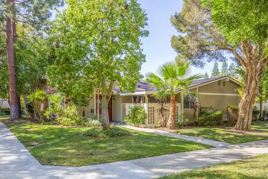 78 Calle Aragon #C, Laguna Woods, CA 92637