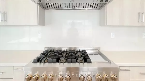 Lake Forest, CA 92630,150 Orange Grove