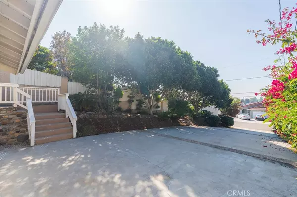 Orange, CA 92869,429 S Hill ST