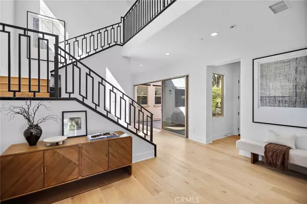 Irvine, CA 92620,51 Fenway