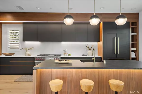 Irvine, CA 92620,51 Fenway