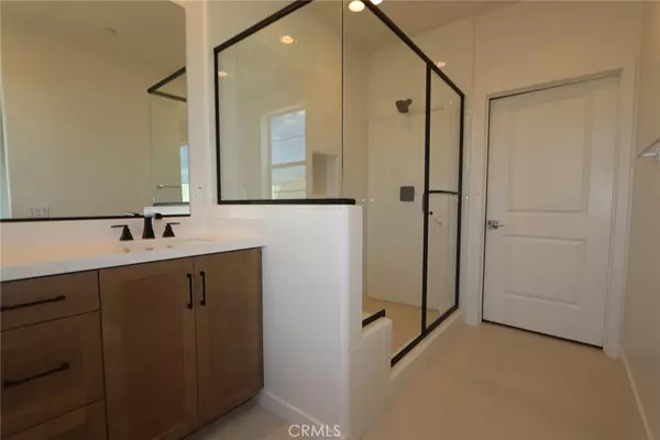 Canyon Country, CA 91350,28820 Ridgerock CT