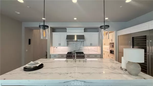 Irvine, CA 92602,110 Crosswinds