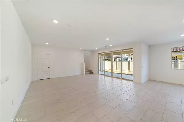 Corona, CA 92883,3809 Crossen DR