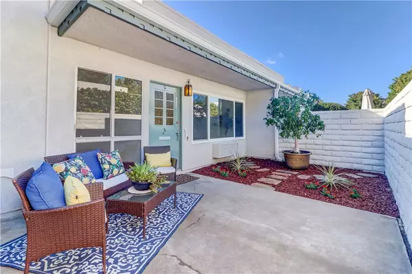 Laguna Woods, CA 92637,950 Avenida Carmel #G