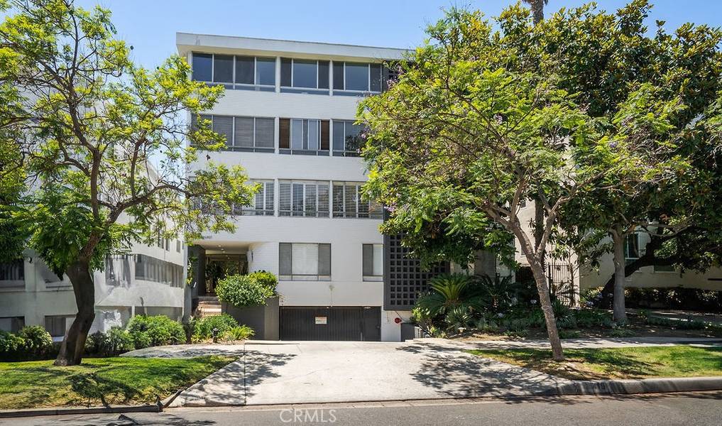 419 N Oakhurst DR #102, Beverly Hills, CA 90210