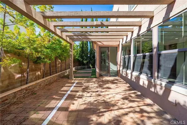 Irvine, CA 92620,107 Island Coral