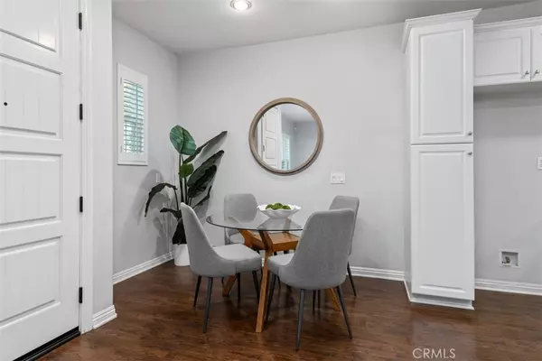 Anaheim, CA 92805,760 S Olive