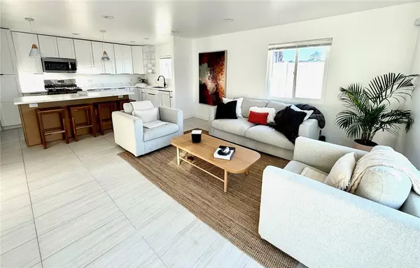 North Palm Springs, CA 92262,373 W Avenida Cerca