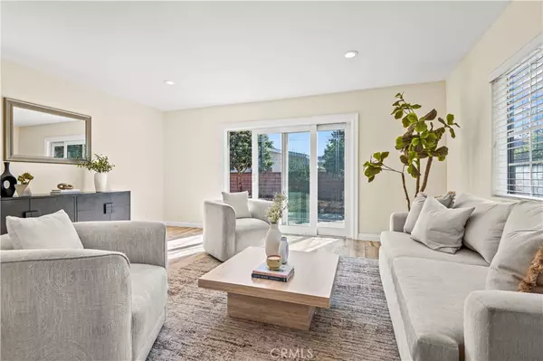 Fullerton, CA 92833,1342 W Hill AVE