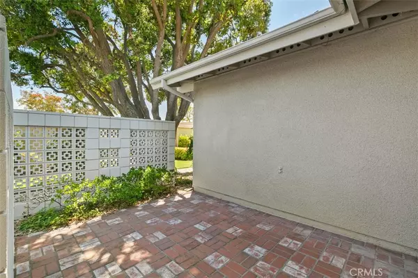 Laguna Woods, CA 92637,386 Avenida Castilla #C