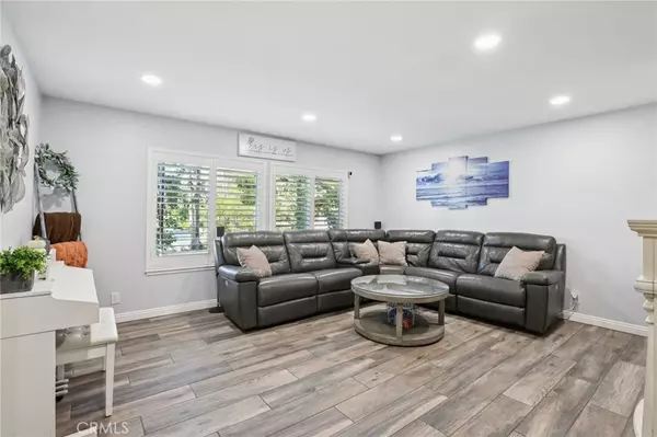 Lake Forest, CA 92630,21711 Lake Vista DR