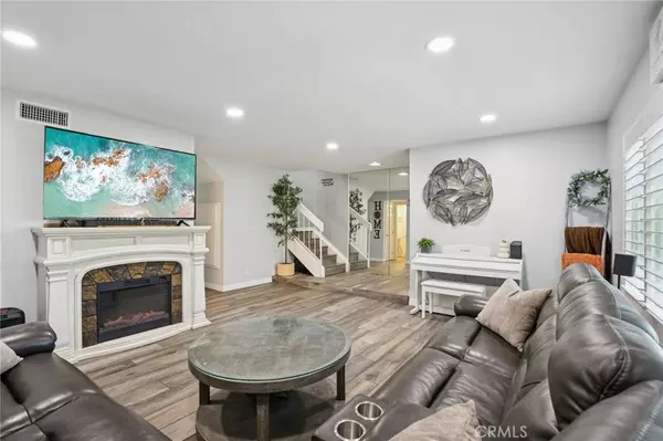 Lake Forest, CA 92630,21711 Lake Vista DR