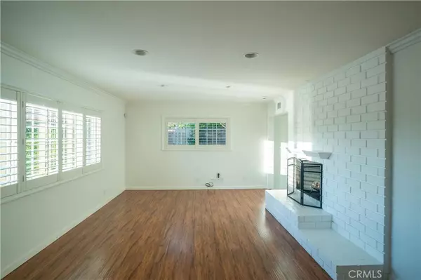 Costa Mesa, CA 92626,3222 Colorado PL