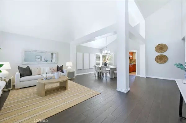 Lake Forest, CA 92630,26262 Hesby