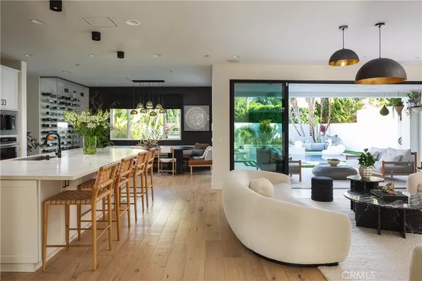 Costa Mesa, CA 92627,311 Costa Bella CT