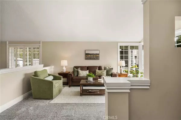 Irvine, CA 92614,7 Whispering Wind