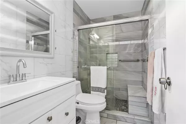 Irvine, CA 92618,134 Tangerine