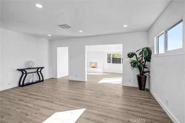 Fontana, CA 92336,7887 Kempster Ave